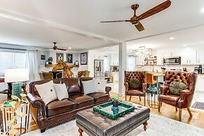 2 Mi to Historic Horse District: Dog-friendly Home