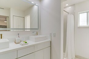 3 Mi to Beach: Pet-friendly Home in Port Charlotte