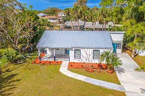 Fishing Paradise: Lake Poinsett Home w/ Deck!