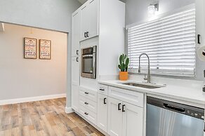 Fishing Paradise: Lake Poinsett Home w/ Deck!