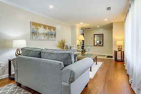 2 Mi to Airport: College Park Home w/ Grill!