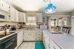 Spacious Family Home: 9 Mi to Ocean City Boardwalk