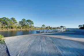 Relax & Refresh: Waterfront Cottage in Panacea