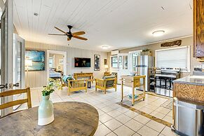 Relax & Refresh: Waterfront Cottage in Panacea