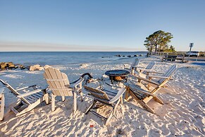 Relax & Refresh: Waterfront Cottage in Panacea