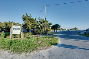 Relax & Refresh: Waterfront Cottage in Panacea