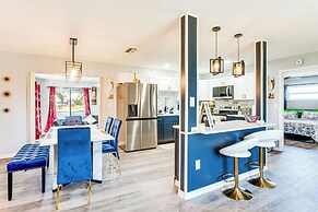 2 Mi to Beach: Canal-front Home in Hernando Beach