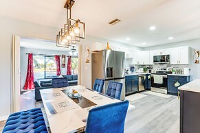 2 Mi to Beach: Canal-front Home in Hernando Beach