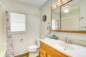 Boat & Swim: Lakefront Toledo Bend Retreat!