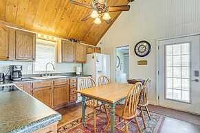 Boat & Swim: Lakefront Toledo Bend Retreat!