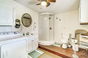 Boat & Swim: Lakefront Toledo Bend Retreat!