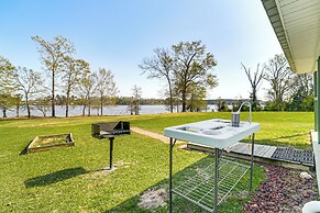 Boat & Swim: Lakefront Toledo Bend Retreat!