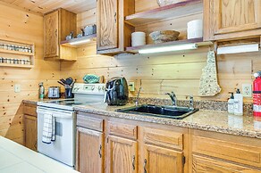 Hiking & Snowmobile Trails On-site: Alton Retreat!