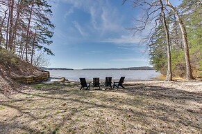 Swim, Boat & Fish: Waterloo Retreat w/ Views!
