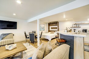 Steps to Clark Lake: Cozy Apartment w/ Hot Tub