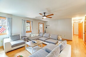 2 Mi to Sparta: Peaceful 'deer River Retreat'