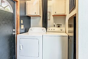 Fire Pit & Decks: Creekside Cabin in Robbinsville