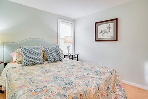Furnished Deck: Retreat on Mashpee River!