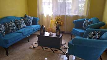 Private Kingston Home With Mountain Views