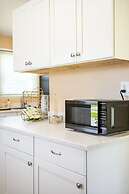 Cozy Getaway Bright Clean Fully Equipped