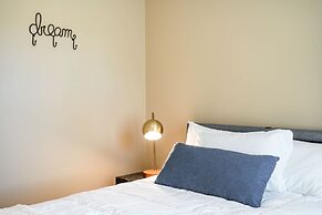 Cozy Getaway Bright Clean Fully Equipped