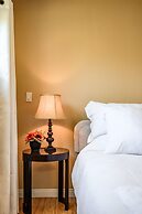 Cozy Getaway Bright Clean Fully Equipped