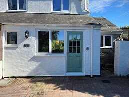 Elder Cottage Studio