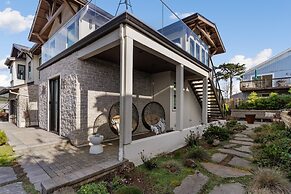 Ocean Whispers 4 Bedroom Home