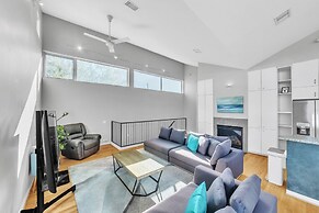 Modern Comfort In The Heart Of Museum District 3 Bedroom Townhouse