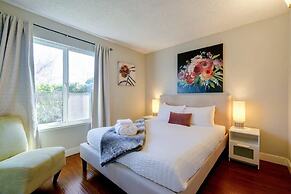 @ Marbella Lane - 4BR Home Away From Home Ldry