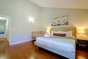 @ Marbella Lane - 4BR Home Away From Home Ldry