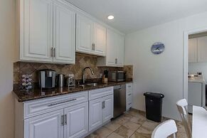 @ Marbella Lane - Convenient Home in Sunnyvale