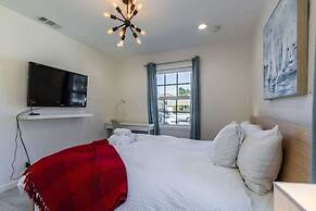 @ Marbella Lane - Convenient Home in Sunnyvale