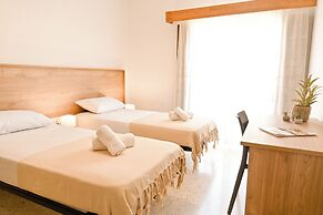 Mediterranea Sunny Maltese Townhouse