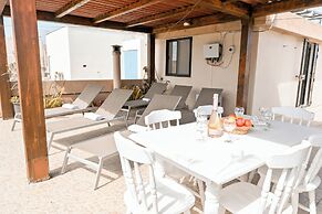 Mediterranea Sunny Maltese Townhouse