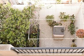 Mediterranea Sunny Maltese Townhouse