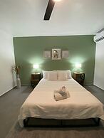 Sea Breeze Tunnel Hideaway 3