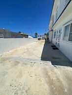 Sea Breeze Tunnel Hideaway 7