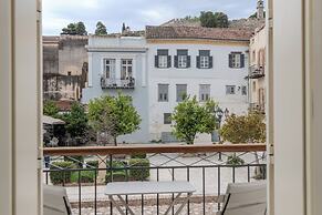 Amalie Suites
