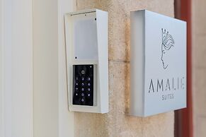 Amalie Suites