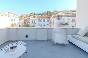 Amalie Suites