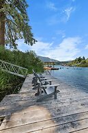 Riverside by Cowichan Lake Cottages