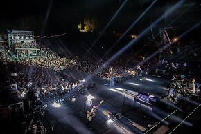 Riverside by Cowichan Lake Cottages