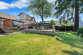 Riverside by Cowichan Lake Cottages