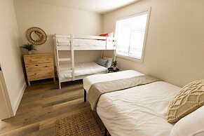 Riverside by Cowichan Lake Cottages