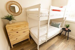 Riverside by Cowichan Lake Cottages