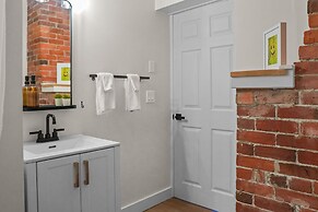 Riverside by Cowichan Lake Cottages