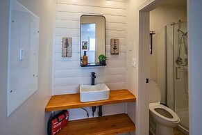 Riverside by Cowichan Lake Cottages