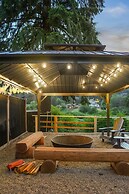 Riverside by Cowichan Lake Cottages