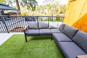 Riverside by Cowichan Lake Cottages